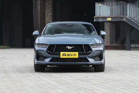 赛道化性能升级:进排气、ECU、避震、刹车全面适配方案